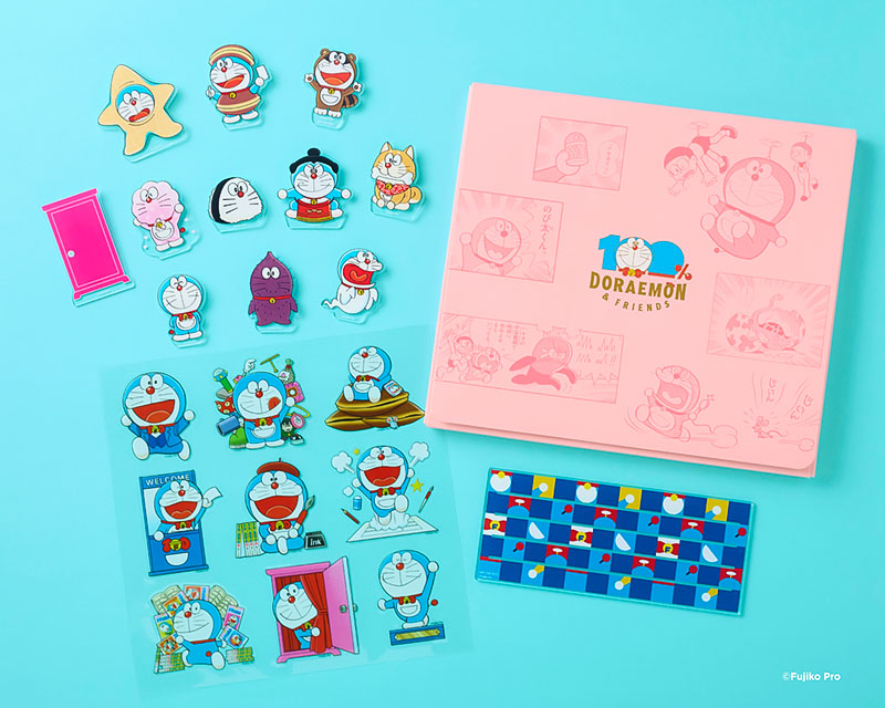 全10種のアクリルバッジが付属する、特別感あふれる豪華セット